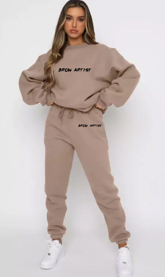 BROW ARTIST Fleece Sweatshirt and Jogger Set